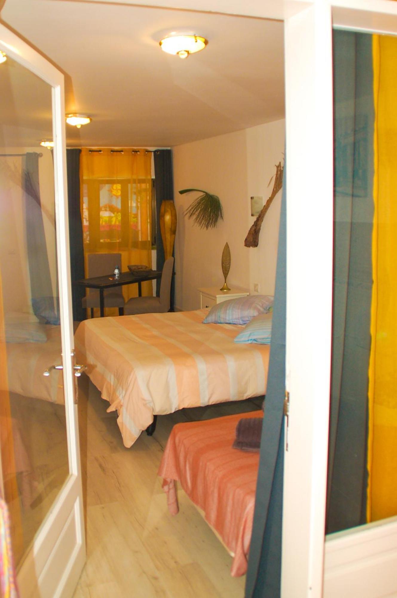 Casa Rural Ga7Colores Only Adult Montana Blanca Luaran gambar